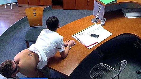 Ролевые Игры: пьяную раздевают и трахают