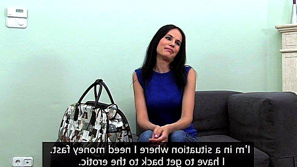 От 1-го лица: жестко трахает сестру в рот