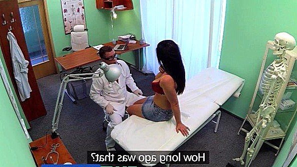 Ролевые Игры: порно инцест два сына трахают маму
