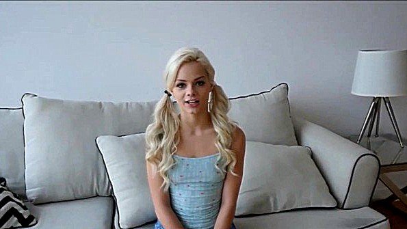Порнозвёзды: девушка спит трахает девушку секс видео