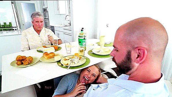 сын трахает маму порно новинка
