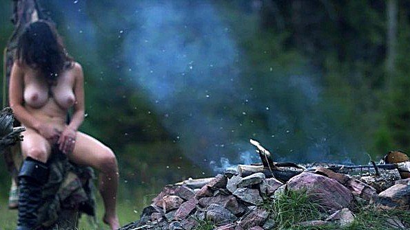 ебут насильно реальное видео