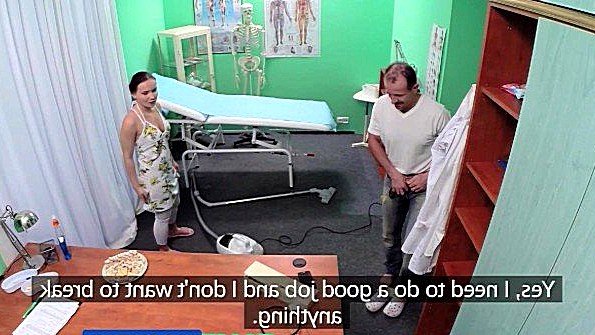 Ролевые Игры: трахают самую маленькую женщину