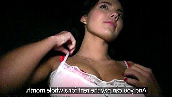 смотреть трахает на животе