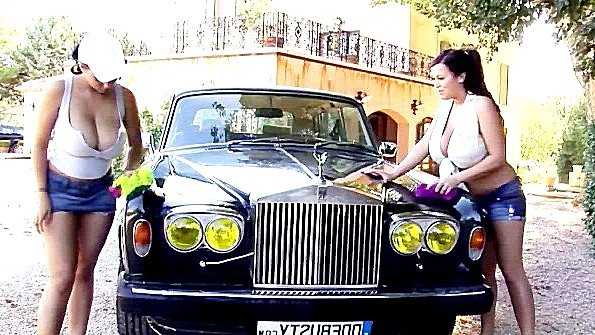мужики ебут парня и девку