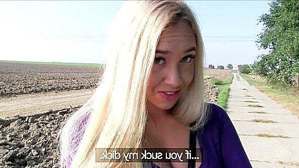 сильно ебут в рот