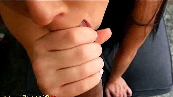 заставляет трахать маму в анал нд